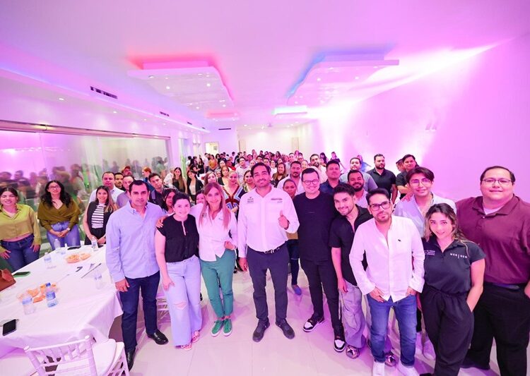 Agradecen emprendedores apoyo con Maki Ortiz y Carlos Peña