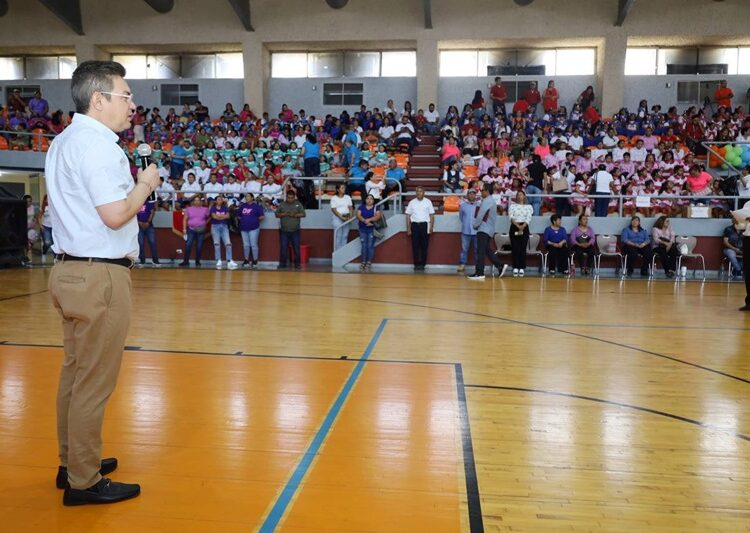 Apoya Municipio a DIF en rescate de tradición de Concurso de Rondas y Salto de Cuerda