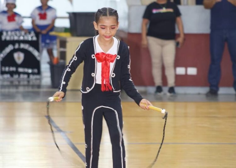 Apoya Municipio a DIF en rescate de tradición de Concurso de Rondas y Salto de Cuerda