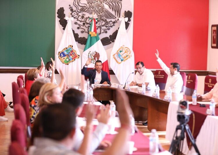 Aprueba Cabildo nueva licencia a alcalde para continuar campaña