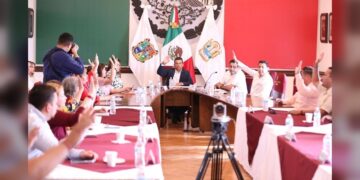 Aprueba Cabildo nueva licencia a alcalde para continuar campaña