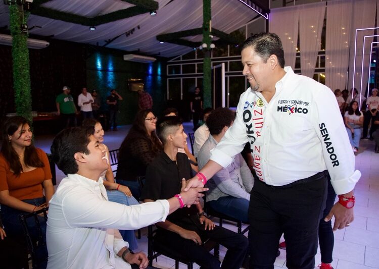 Arturo Núñez convoca a la fuerza de los jóvenes para defender a México y a Tamaulipas