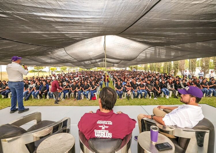 Carlos Peña Ortiz Compromiso con la Juventud Por un Mejor Futuro