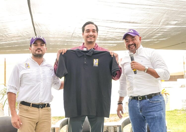 Carlos Peña Ortiz Compromiso con la Juventud Por un Mejor Futuro