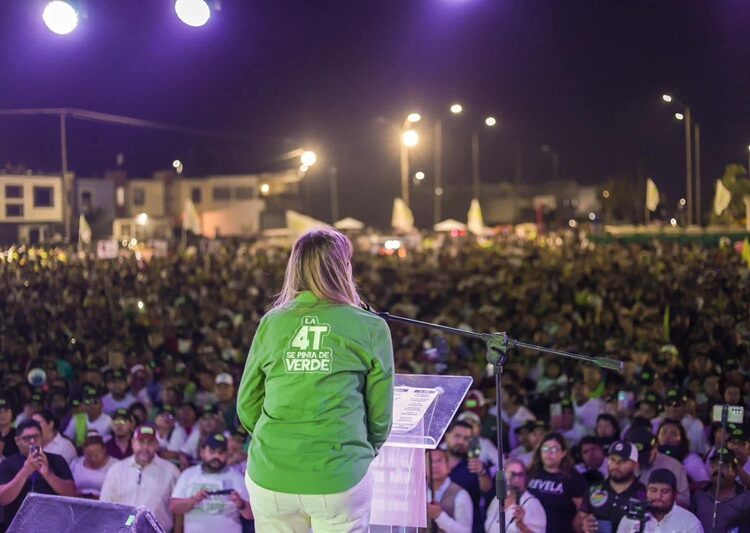 Carlos Peña y Maki Ortiz, Triunfal Cuarto Cierre de Campaña