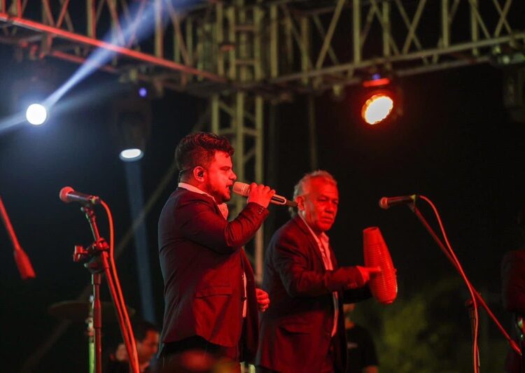 Carlos Peña y Maki Ortiz, Triunfal Cuarto Cierre de Campaña