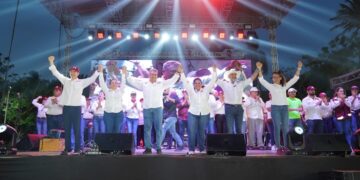 Cierra AMM su campaña rumbo a la reelección ante más de 12 mil personas en Zona Centro de Altamira