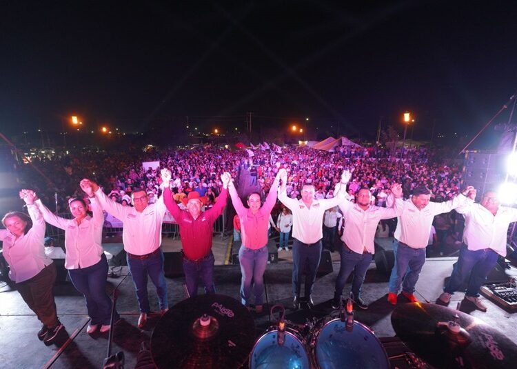 Con gran éxito concluye Carmen Lilia Canturosas campaña electoral en el Distrito III