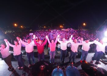 Con gran éxito concluye Carmen Lilia Canturosas campaña electoral en el Distrito III