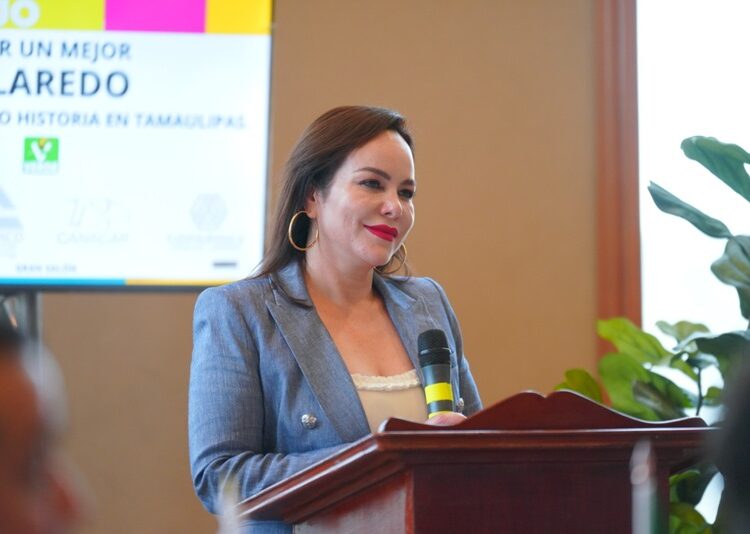 Consolida Carmen Lilia compromiso con desarrollo económico en Foro “Dialogo por un mejor NLD”