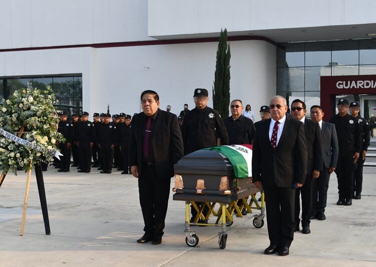 Despide SSPT con honores fúnebres a policía fallecido en cumplimiento del deber