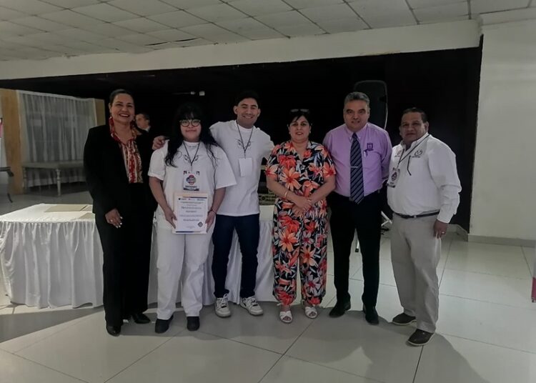 Destaca rector triunfo de emprendedores de la UAT en el certamen de la ANFECA