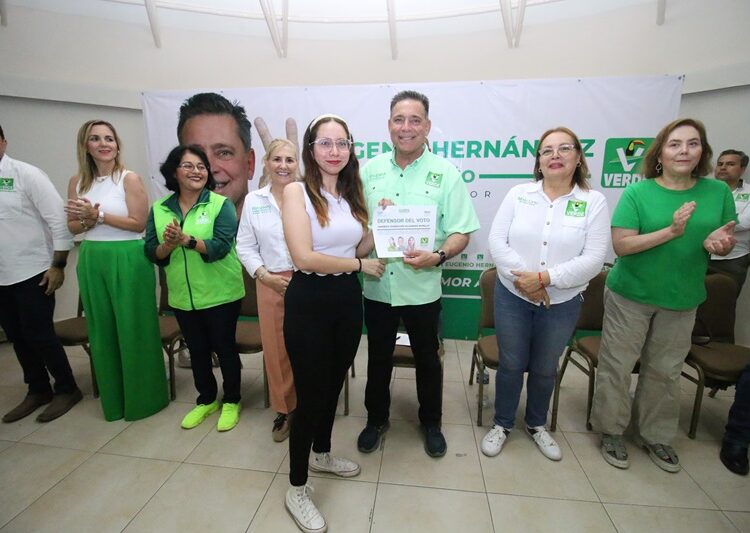 Eugenio entrega nombramientos a estructura electoral en la zona sur