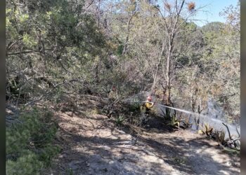 Extinguen incendio en Cañón del Novillo