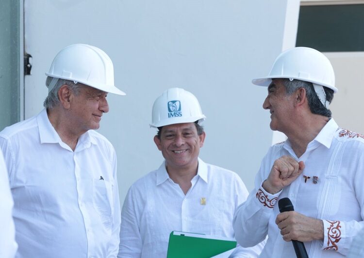 Asegura AMLO presupuesto para concluir hospital de Madero