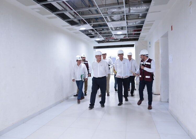 Asegura AMLO presupuesto para concluir hospital de Madero
