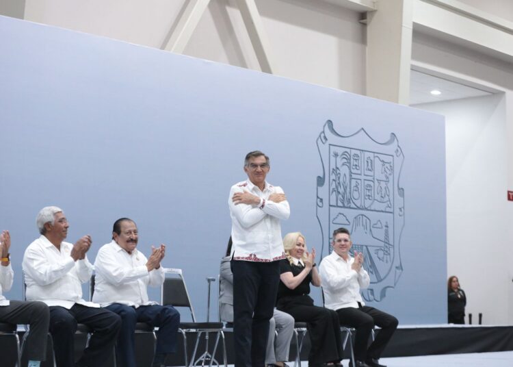 Reconoce Américo labor del magisterio tamaulipeco