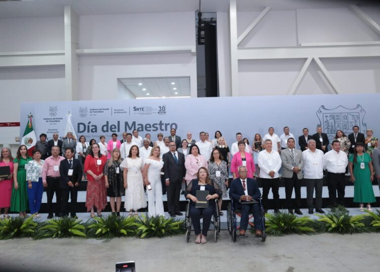 Reconoce Américo labor del magisterio tamaulipeco