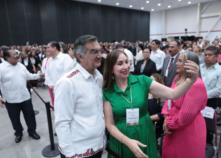 Reconoce Américo labor del magisterio tamaulipeco