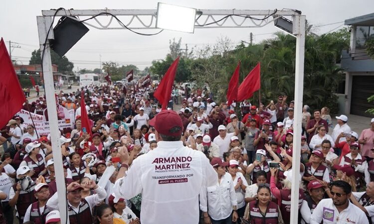 Familias del sector Monte Alto respaldan proyecto de reelección de AMM
