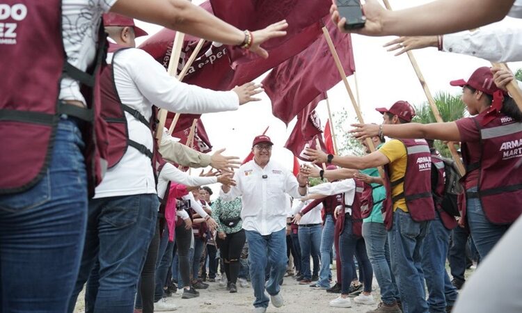 Familias del sector Monte Alto respaldan proyecto de reelección de AMM