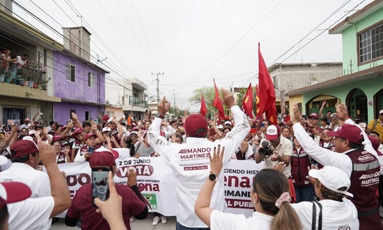 Familias del sector Monte Alto respaldan proyecto de reelección de AMM