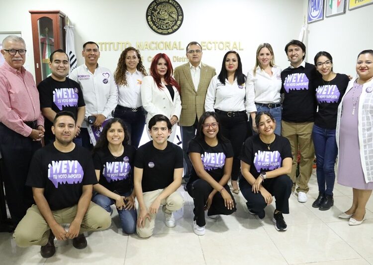 Gana debate Ale Cárdenas