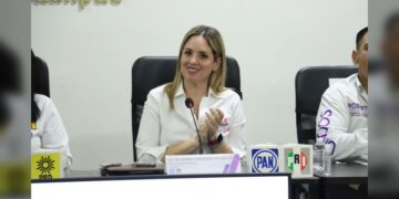 Gana debate Ale Cárdenas