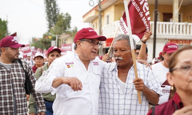 Gran aceptación para Armando Martínez en “Caminata de la Unidad” en el Sector Arboledas