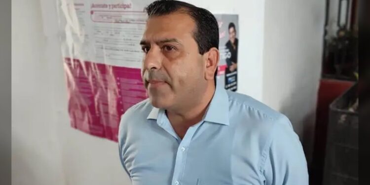 Alerta Carmen Lilia Canturosas por robo de credenciales de elector a través de Facebook