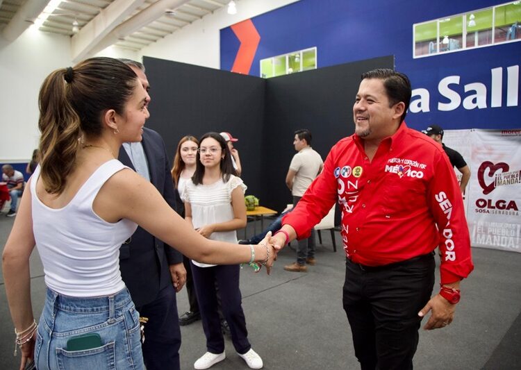 “Jóvenes despierten, México los necesita y formen parte del cambio”: Arturo