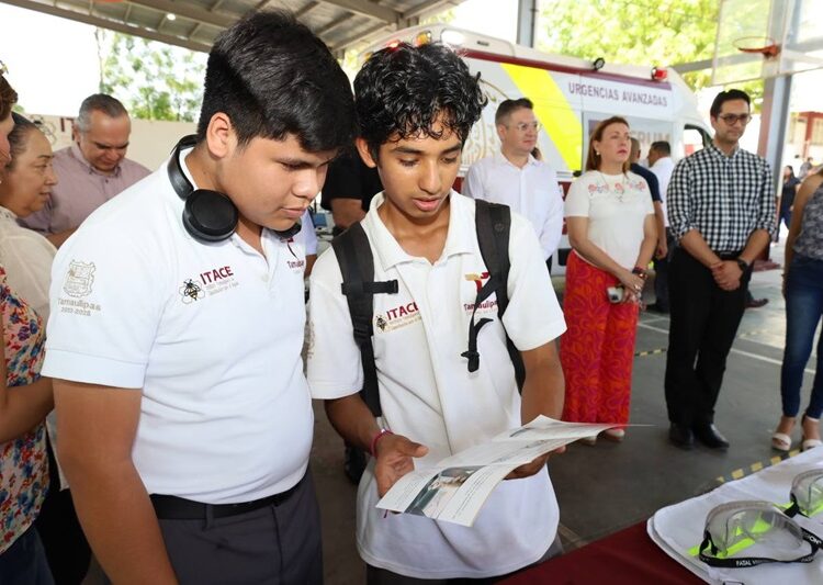 Llevan PC y Tránsito municipal programa de prevención de accidentes al plantel ITACE