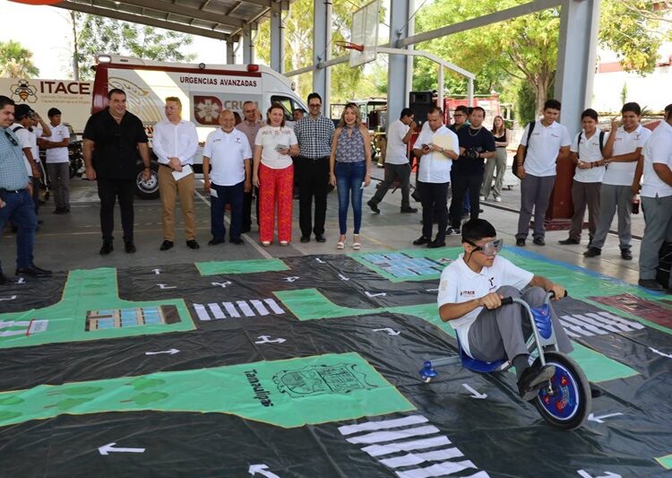 Llevan PC y Tránsito municipal programa de prevención de accidentes al plantel ITACE