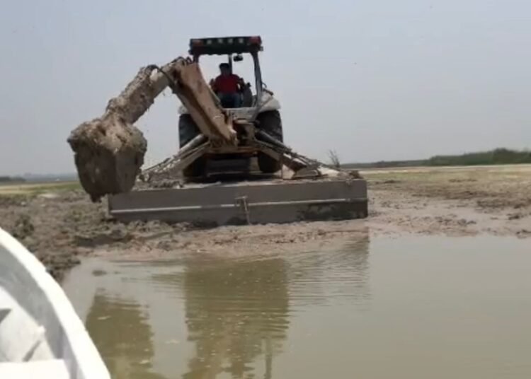 Mantiene COMAPA Altamira desazolve del sistema lagunario ante contingencia hídrica