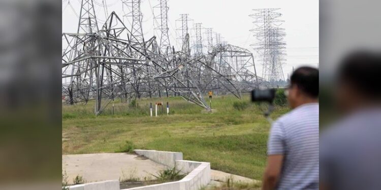 Más de 352 mil hogares seguían sin electricidad en Cypress, Texas