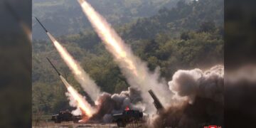 Corea del Norte lanzó decena de misiles balísticos de corto alcance al mar de Japón