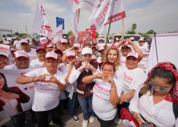 Neolaredenses se unen a Carmen Lilia en ‘Mega Pegoteo’ en Reservas Territoriales