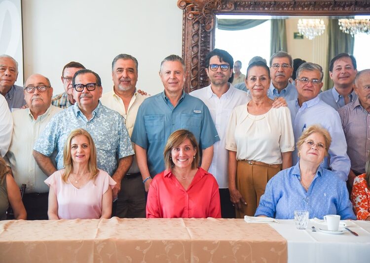 Notarios de Tampico respaldan a Rosa González y Chucho Nader