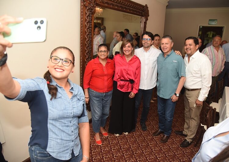 Notarios de Tampico respaldan a Rosa González y Chucho Nader