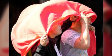 “Inundaciones en Brasil y Houston, calor brutal en Asia”: El clima extremo está en todas partes