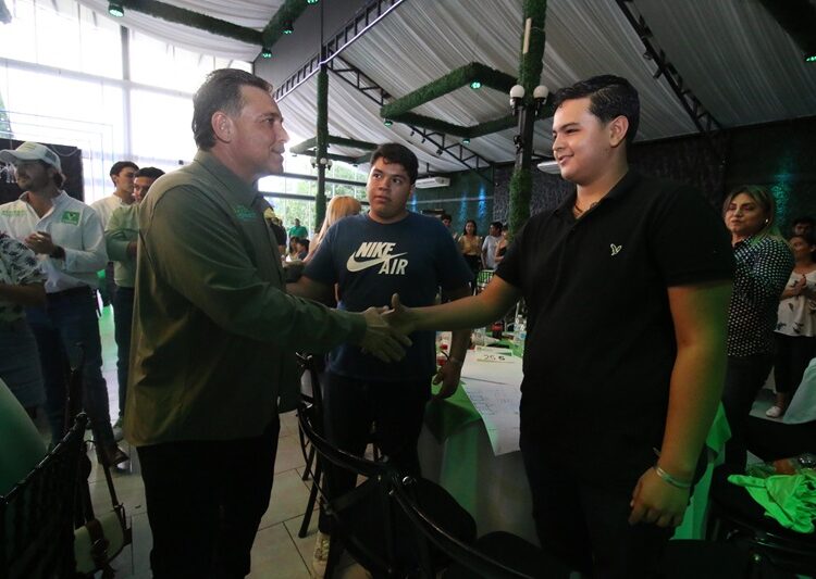 “Para legislar, hay que escuchar y no hacer politiquerías”: Geño