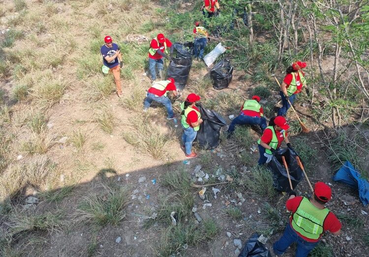 Participa Municipio en mega jornada de limpieza de HEB en río San Marcos