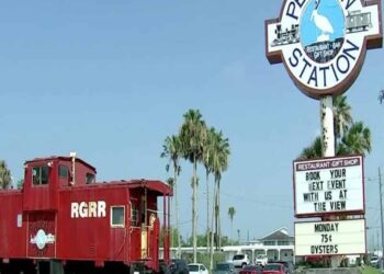 Multan a un negocio por dar empleo a menores de edad en Puerto Isabel