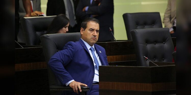 Quita Tribunal candidatura al diputado Félix “Moyo” García