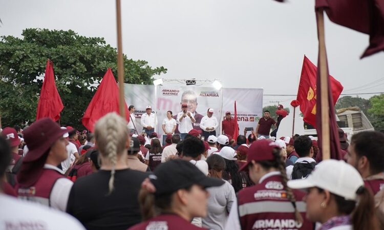 Realiza Armando Martínez Manríquez recorrido por la transformación en el Fracc. El Edén