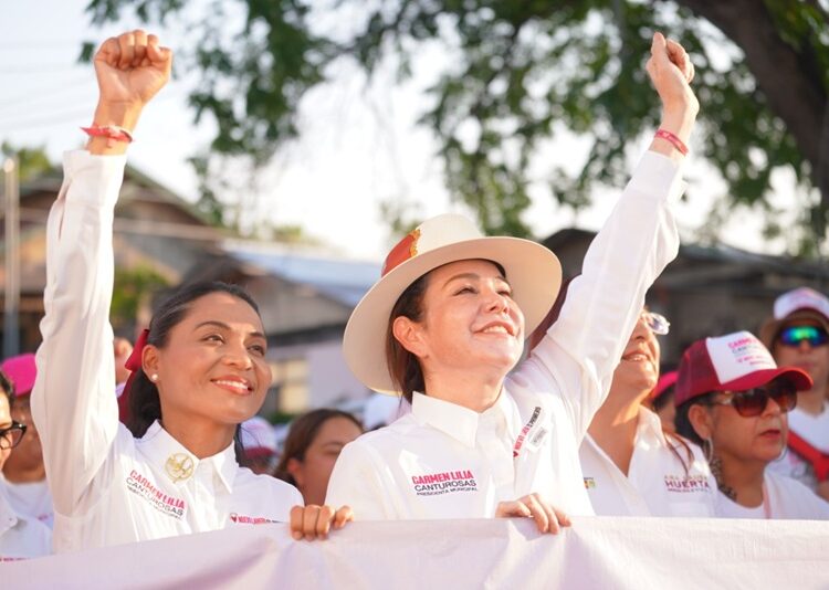 Recorre Carmen Lilia Canturosas junto a Cristabell Zamora y grupo de priístas Colonia Hidalgo