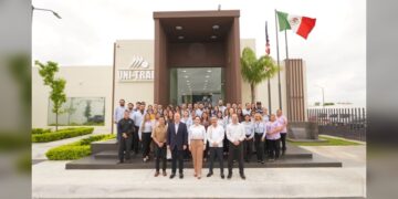Respalda Grupo UNI-TRADE a candidata Carmen Lilia Canturosas Villarreal