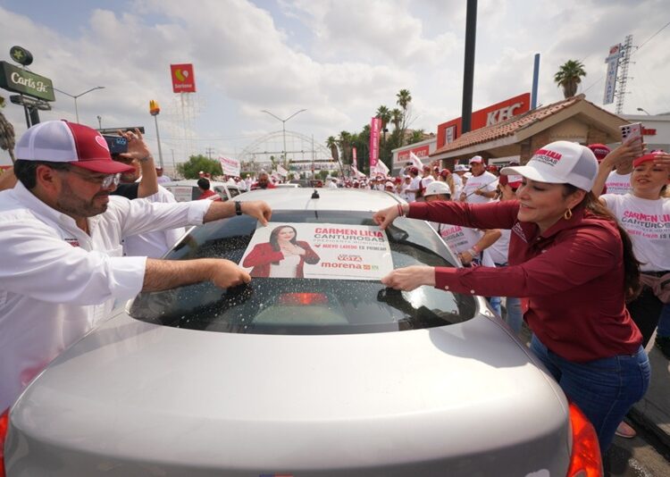 Respaldan más de mil 500 ciudadanos a candidata Carmen Lilia Canturosas en Mega Pegoteo