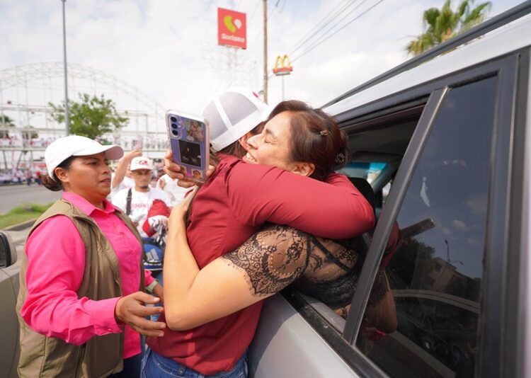 Respaldan más de mil 500 ciudadanos a candidata Carmen Lilia Canturosas en Mega Pegoteo