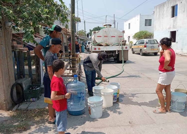 Responde COMAPA Altamira a las necesidades de agua de la población